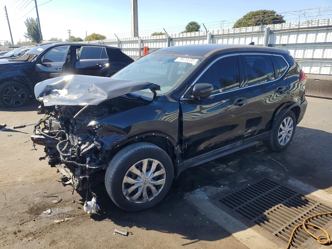 2018 NISSAN ROGUE S | 5N1AT2MTXJC779124 | UPCARS