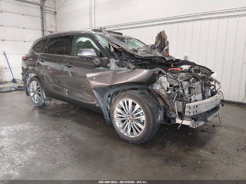 2024 TOYOTA HIGHLANDER HYBRID PLATINUM | 5TDEBRCH9RS633323 | UPCARS