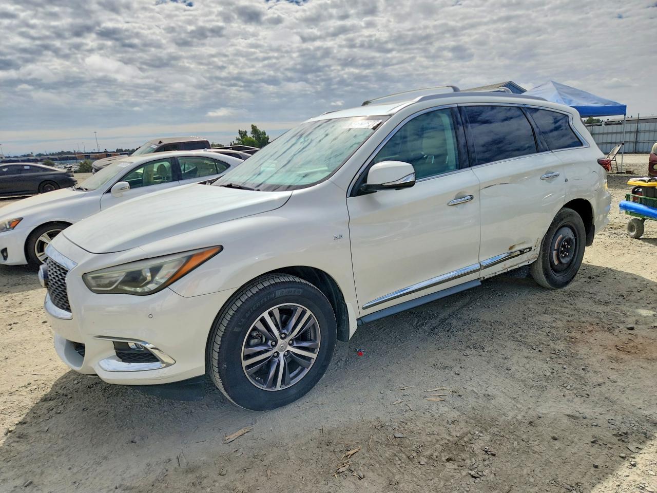 2018 INFINITI QX60 BASE | 5N1DL0MMXJC531918 | UPCARS