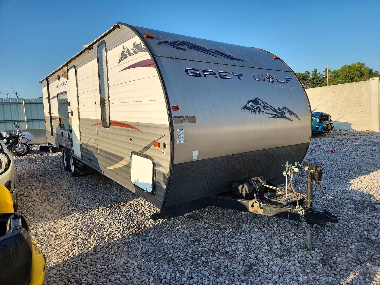 2015 FOREST RIVER GREY WOLF | 4X4TCKB21FK026449 | UPCARS