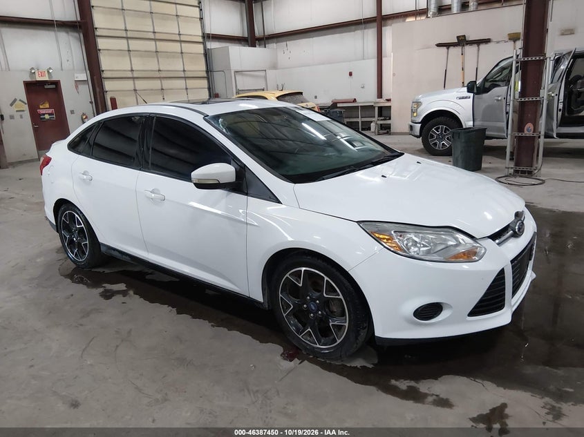 2014 FORD FOCU SE | 1FADP3F25EL294000 | UPCARS