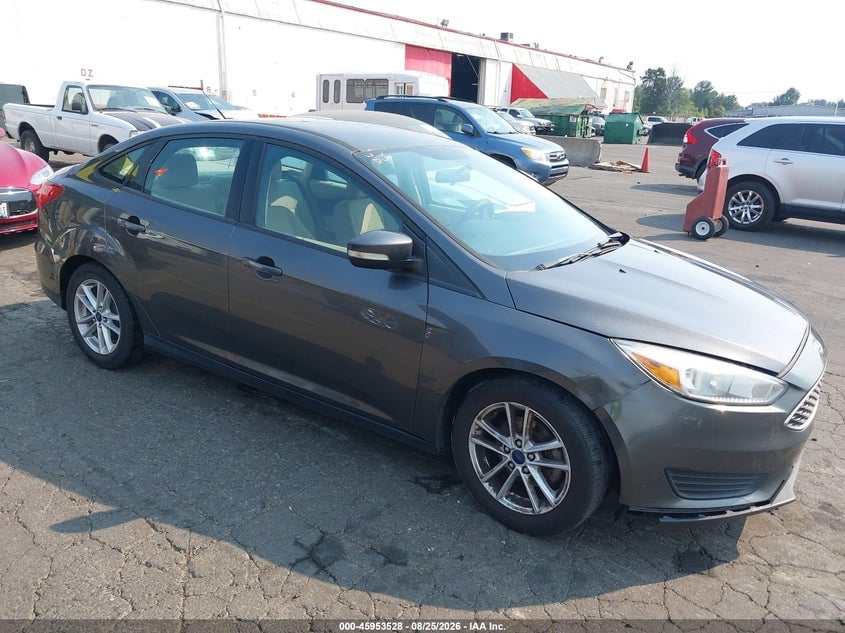 2015 FORD FOCU SE | 1FADP3F26FL232588 | UPCARS