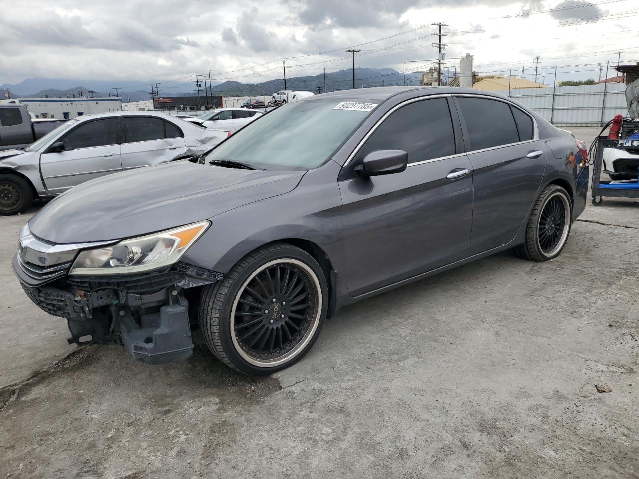 2017 HONDA ACCORD LX | 1HGCR2F30HA220925 | UPCARS