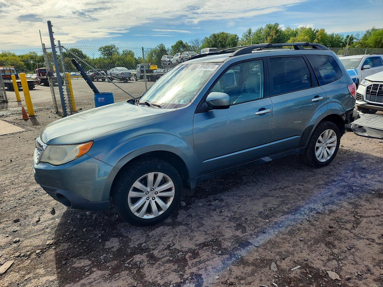 2011 SUBARU FORESTER 2.5X PREMIUM | JF2SHADC0BH738169 | UPCARS