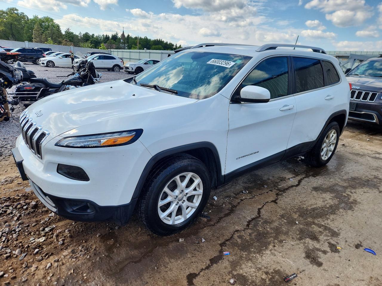 2017 JEEP CHEROKEE LATITUDE | 1C4PJMCB6HW555852 | UPCARS