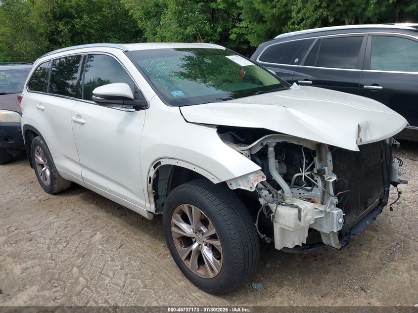 2015 TOYOTA HIGHLANDER XLE V6 | 5TDJKRFH2FS138225 | UPCARS