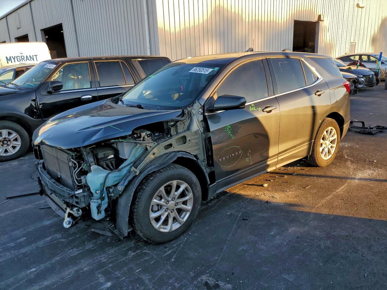 2020 CHEVROLET EQUINOX LT | 2GNAXKEV0L6208155 | UPCARS