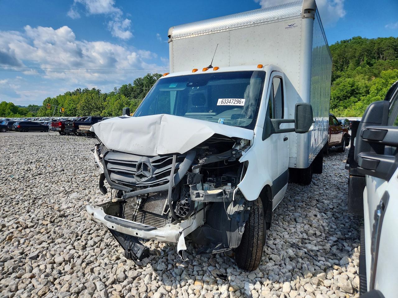 2019 MERCEDES-BENZ SPRINTER BOX TRUCK | WDAPF4CD7KN032598 | UPCARS