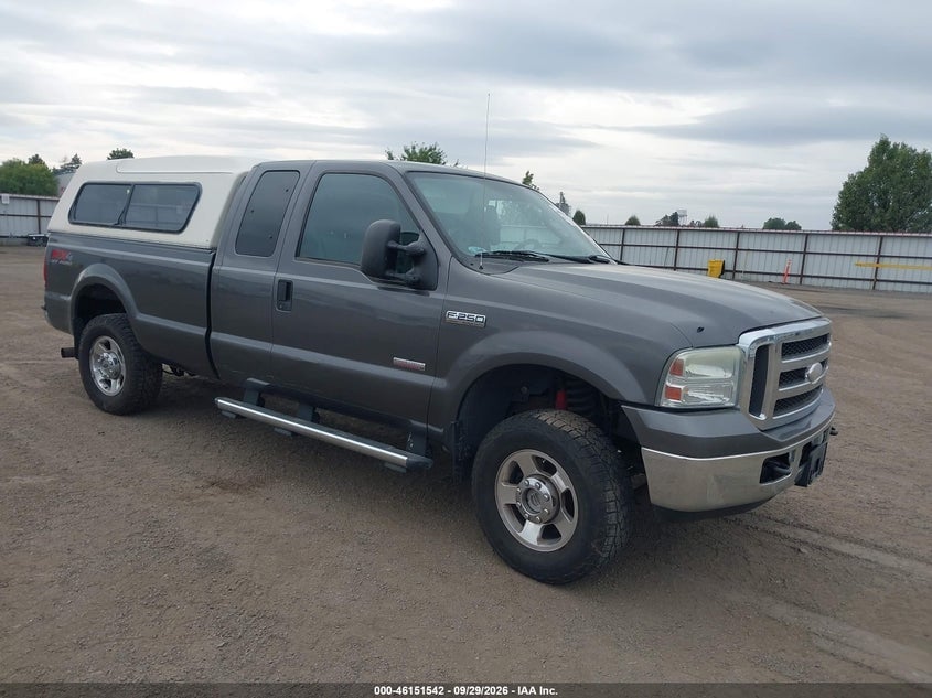 2005 FORD F-250 LARIAT/XL/XLT | 1FTSX21P95EC60676 | UPCARS
