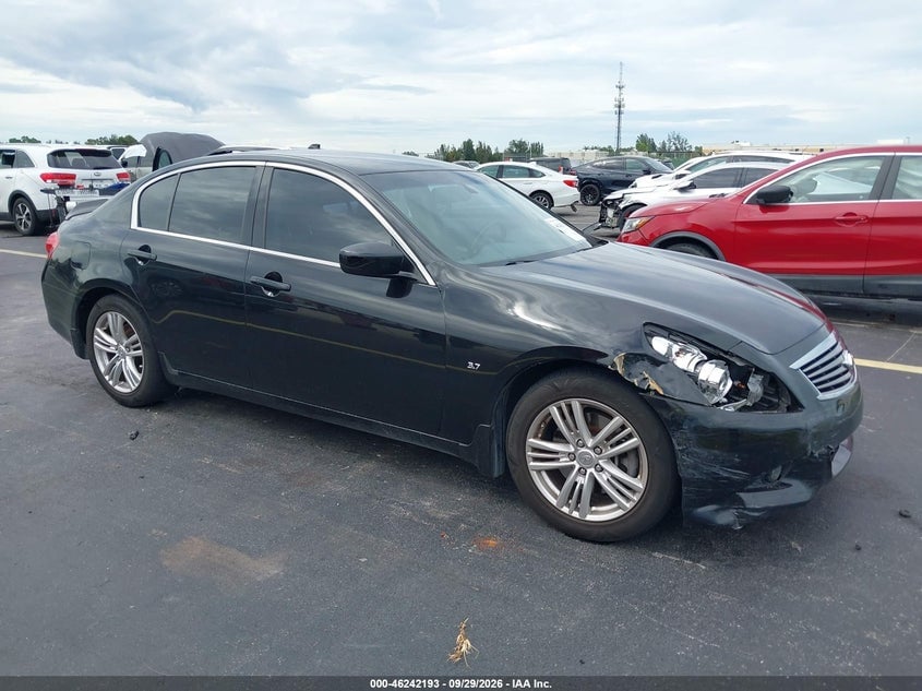 2015 INFINITI Q40 | JN1CV6AP1FM500833 | UPCARS