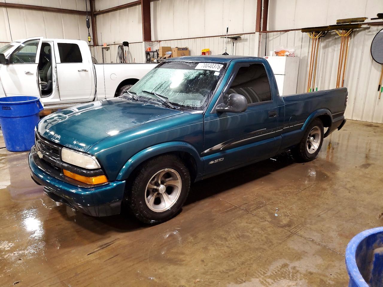 1998 CHEVROLET S10 | 1GCCS1443W8135848 | UPCARS