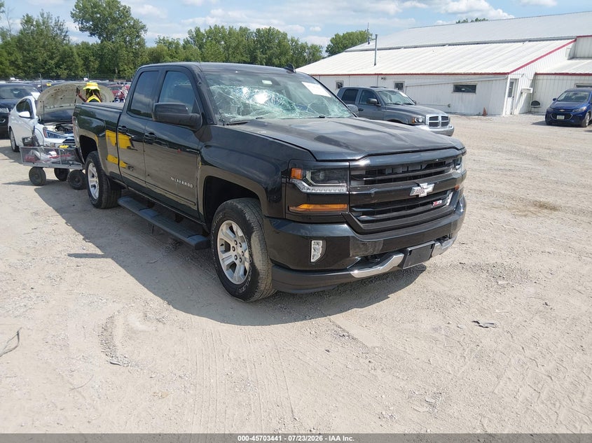 2016 CHEVROLET SILVERADO 1500 LT | 1GCVKREC1GZ353988 | UPCARS