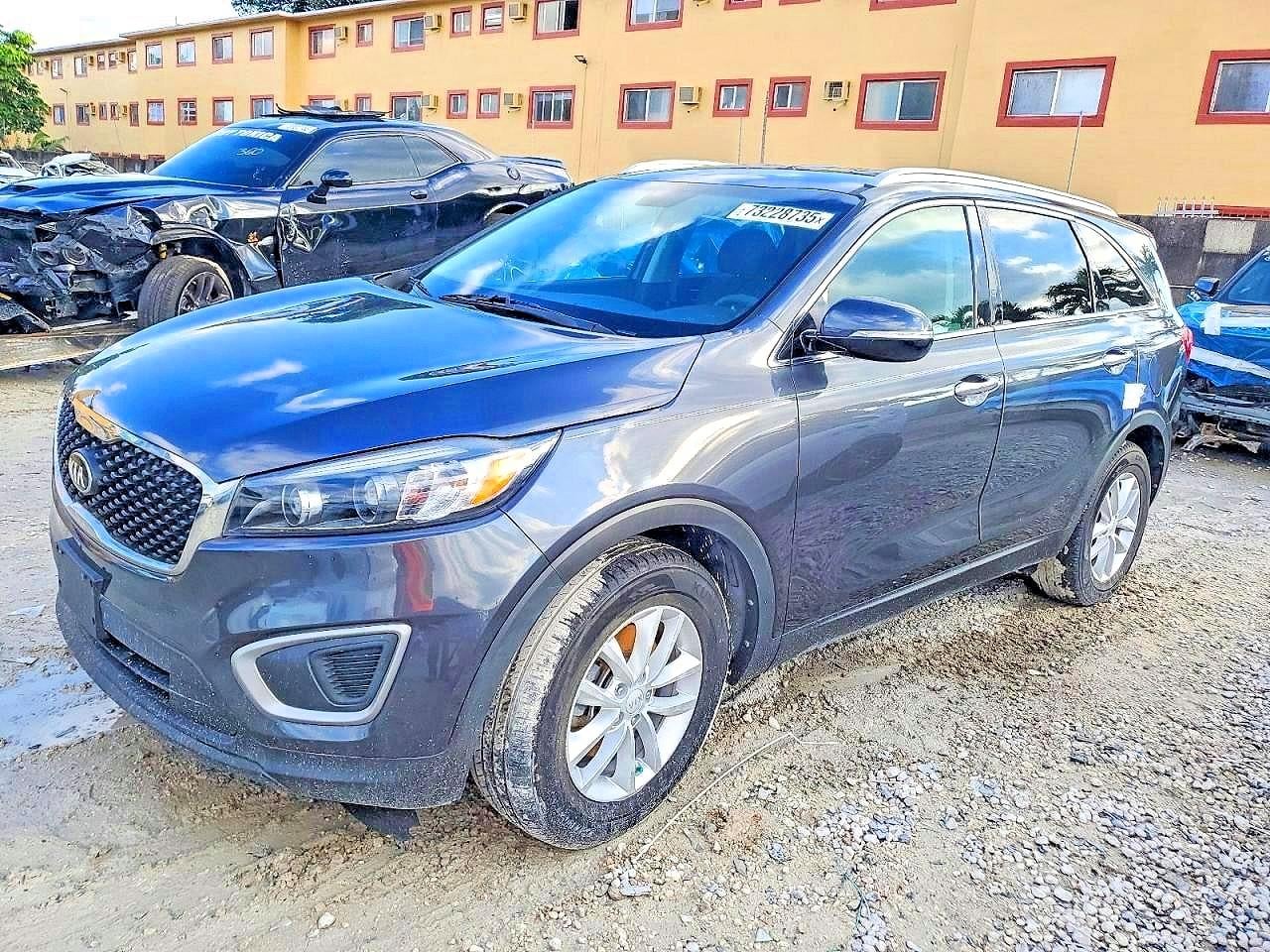 2018 KIA SORENTO LX | 5XYPG4A38JG344438 | UPCARS