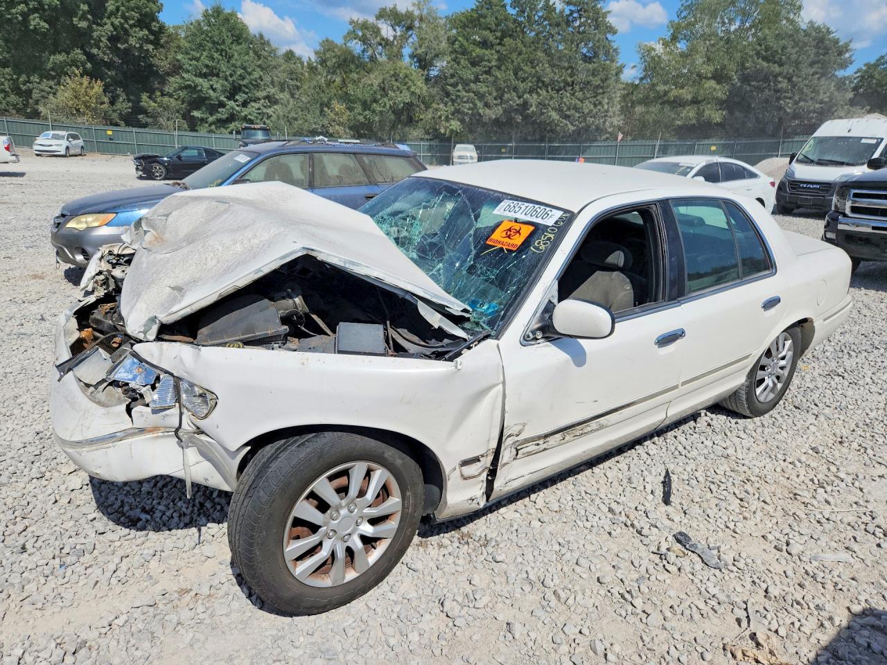 2002 MERCURY GRMARQUIS GS | 2MEFM74W12X603578 | UPCARS