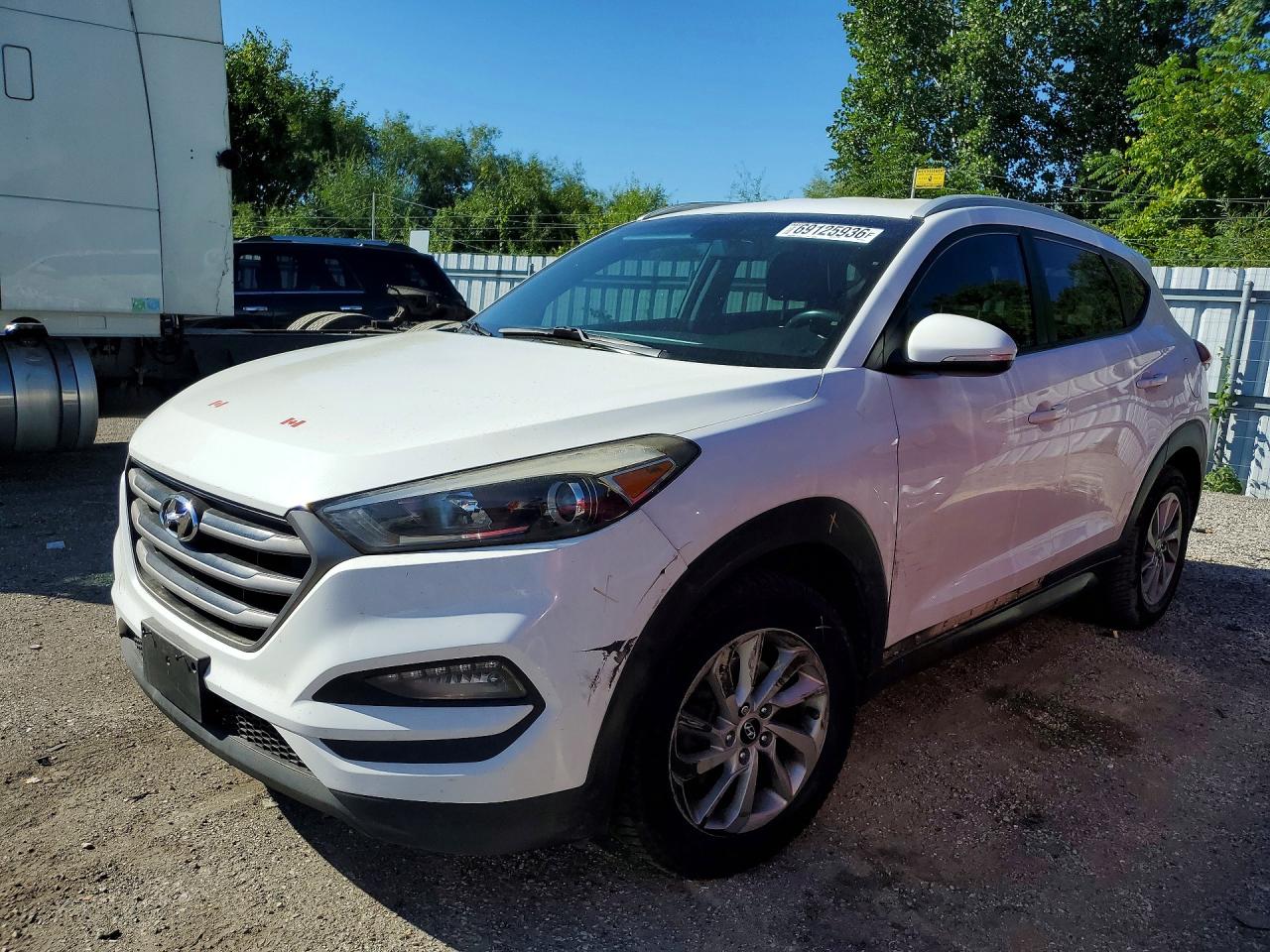 2016 HYUNDAI TUCSON SE | KM8J33A41GU083421 | UPCARS