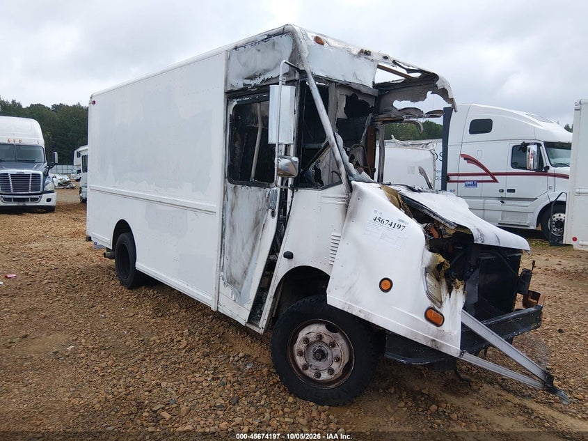 1996 FREIGHTLINER CHASSIS M LINE WALK-IN VAN | 4UZA4FF47TC781586 | UPCARS