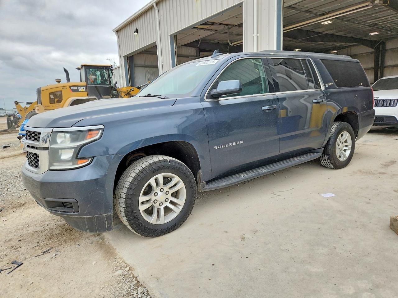 2019 CHEVROLET SUBURBAN K1500 LT | 1GNSKHKC8KR330466 | UPCARS