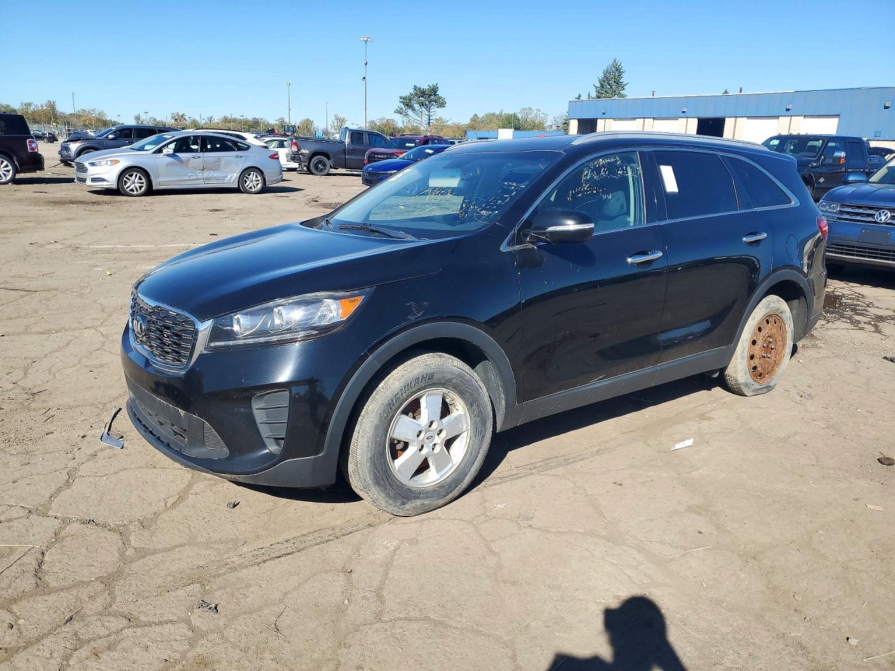 2019 KIA SORENTO LX | 5XYPG4A33KG530535 | UPCARS