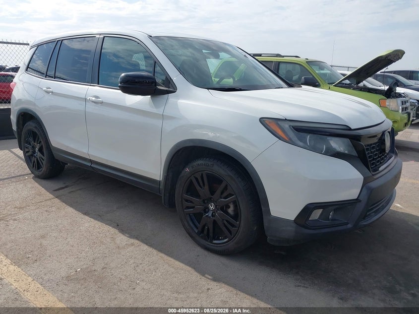 2021 HONDA PASSPORT 2WD SPORT | 5FNYF7H21MB013802 | UPCARS