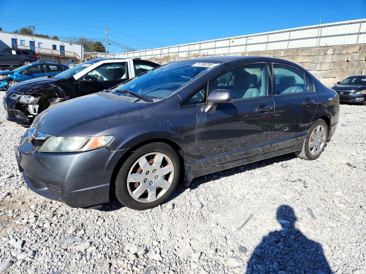 2010 HONDA CIVIC LX | 2HGFA1F56AH330627 | UPCARS