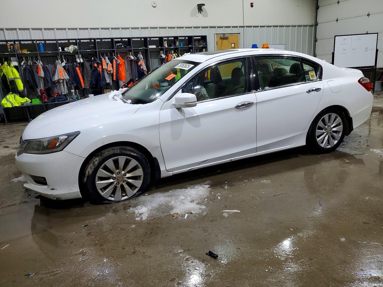 2015 HONDA ACCORD EXL | 1HGCR2F82FA004745 | UPCARS