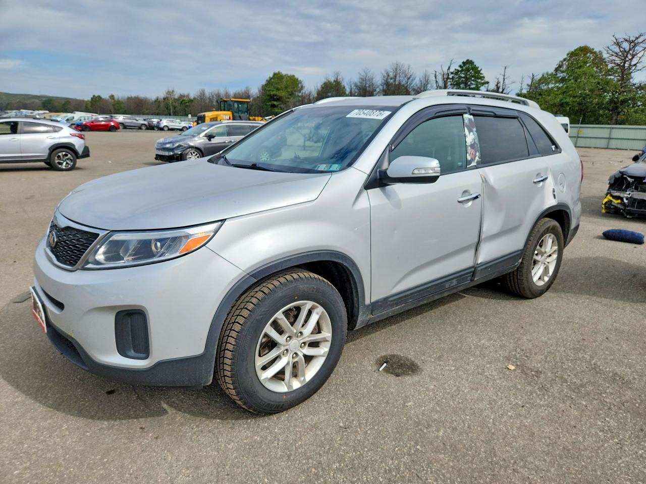 2015 KIA SORENTO LX | 5XYKT4A79FG578829 | UPCARS