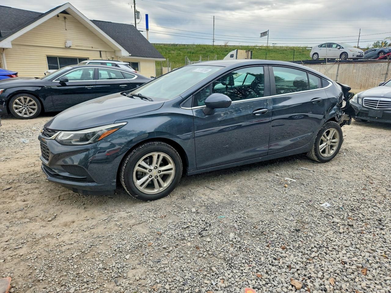 2017 CHEVROLET CRUZE LT | 1G1BE5SM5H7269047 | UPCARS