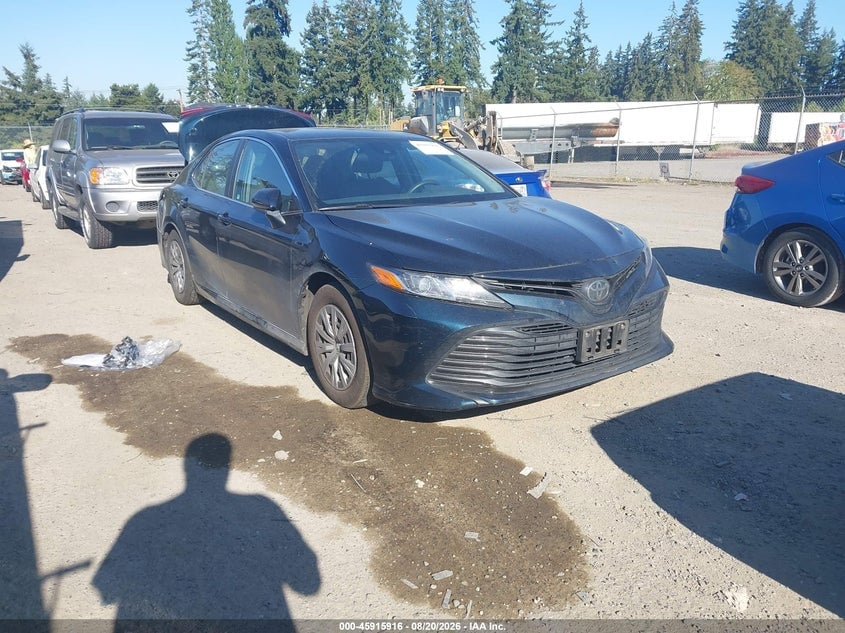2020 TOYOTA CAMRY L | 4T1A11AKXLU944887 | UPCARS