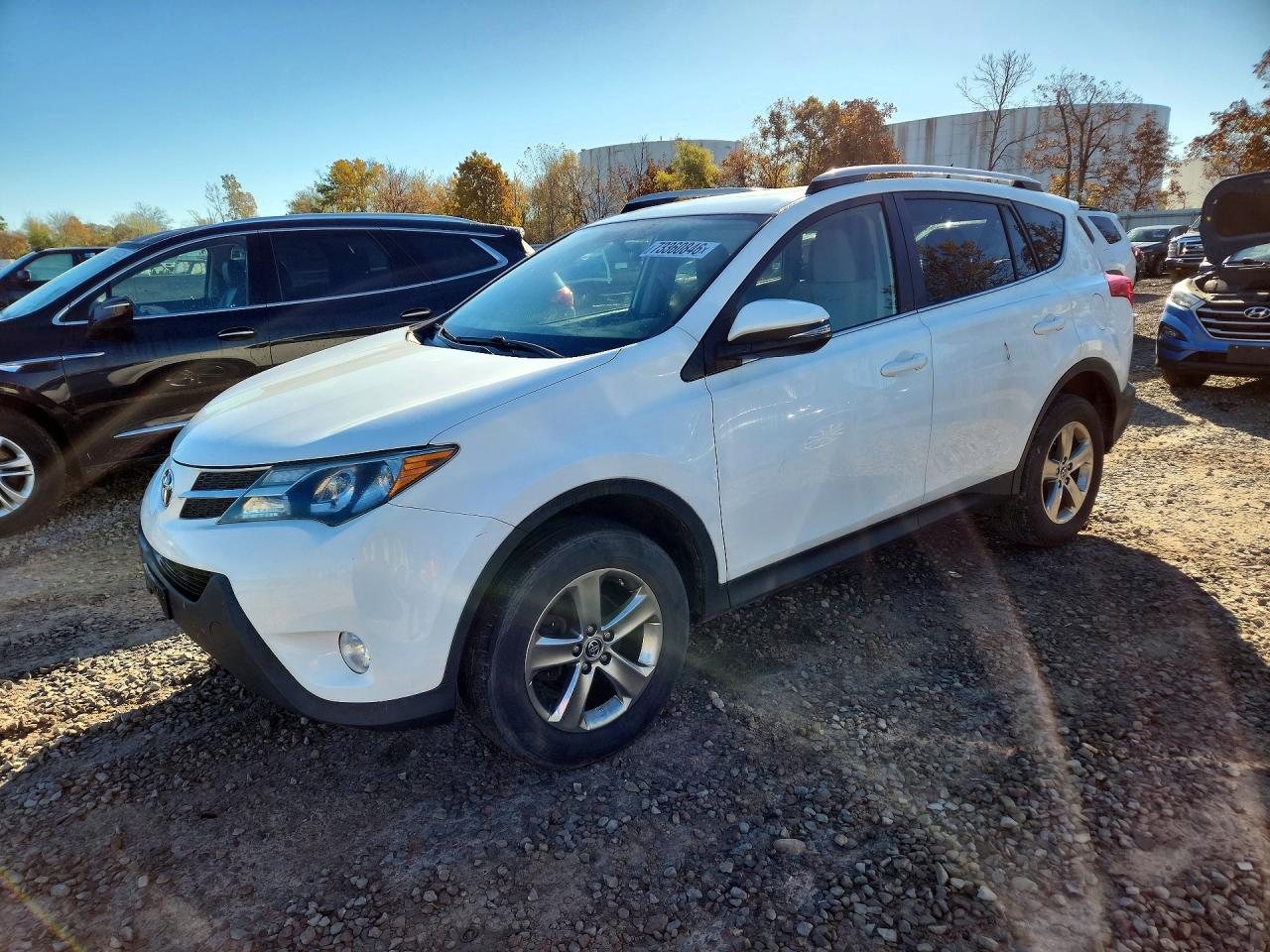 2015 TOYOTA RAV4 XLE | JTMRFREV6FD117727 | UPCARS
