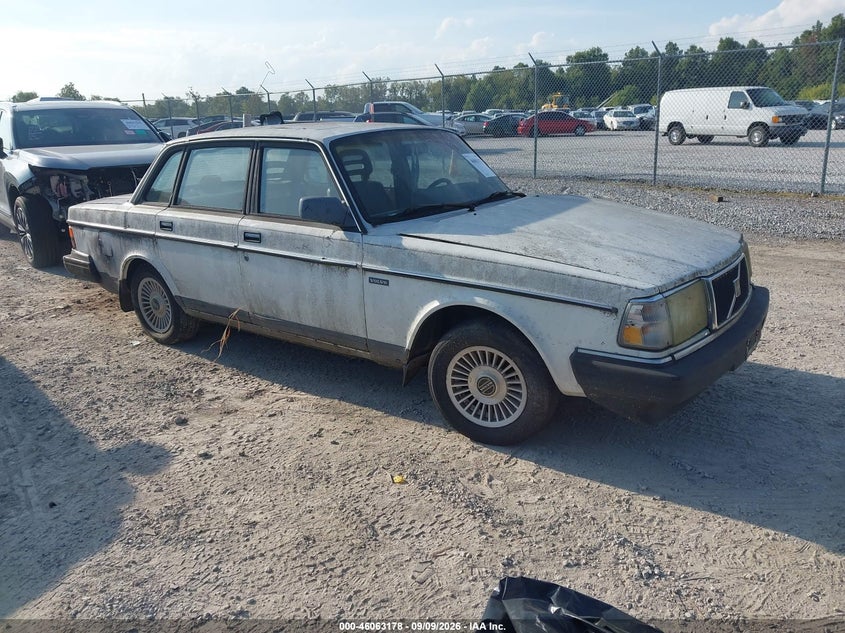 1988 VOLVO 244 DL/GL | YV1AX8846J1321214 | UPCARS