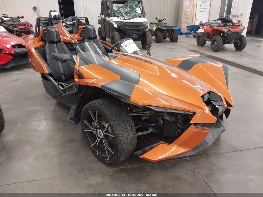 2015 POLARIS SLINGSHOT SL | 57XAAPFAXF5106193 | UPCARS