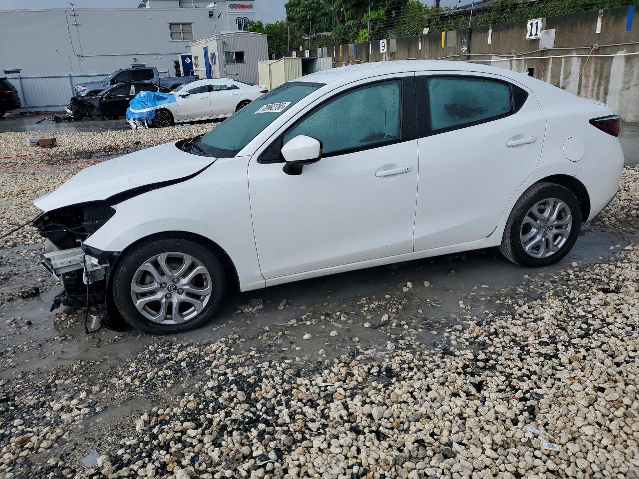 2016 SCION IA BASE | 3MYDLBZV4GY101952 | UPCARS