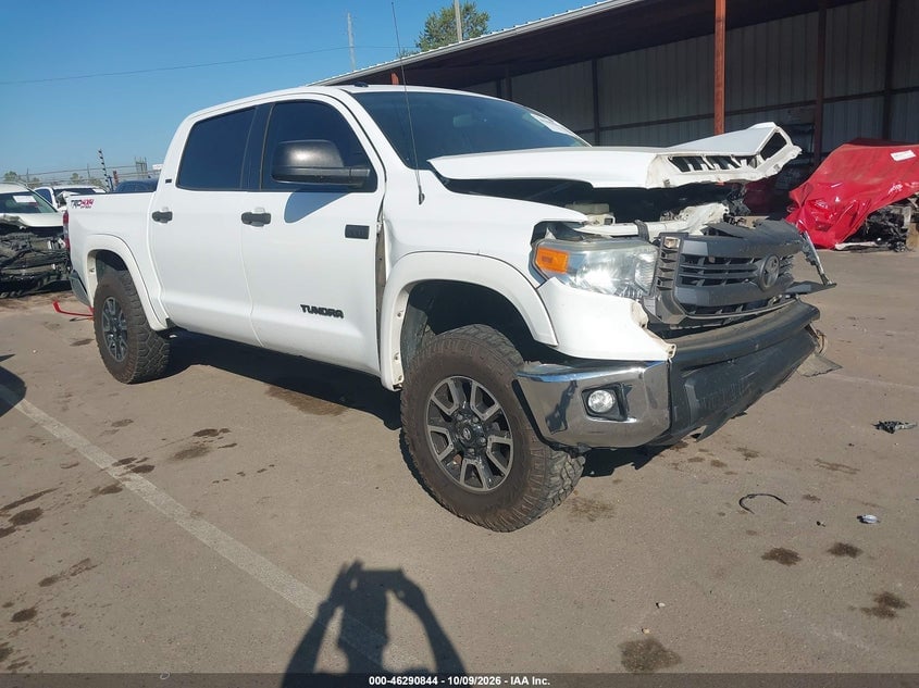 2015 TOYOTA TUNDRA SR5 5.7L V8 | 5TFDW5F12FX441366 | UPCARS