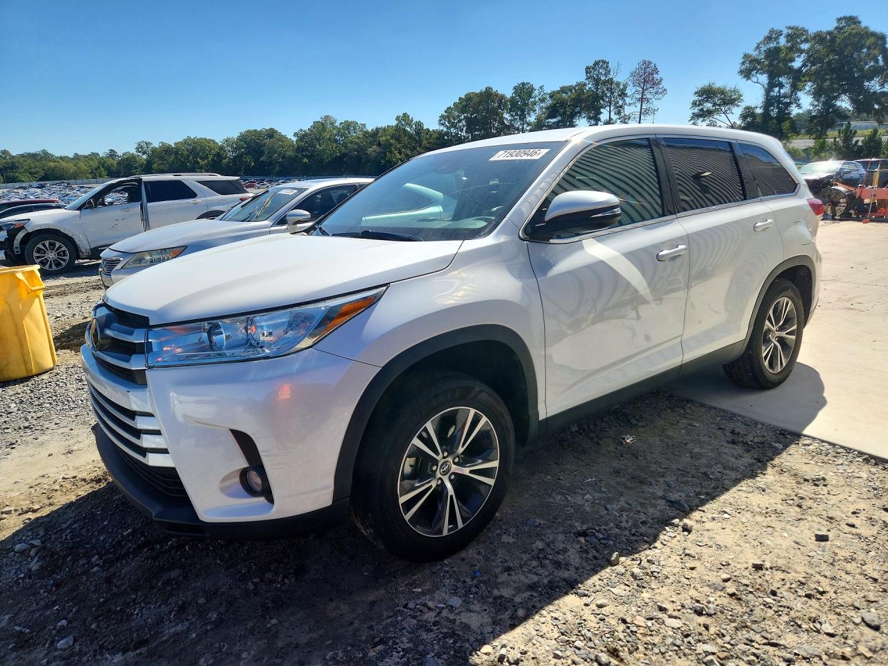 2019 TOYOTA HIGHLANDER LE PLUS | 5TDZZRFH2KS330995 | UPCARS