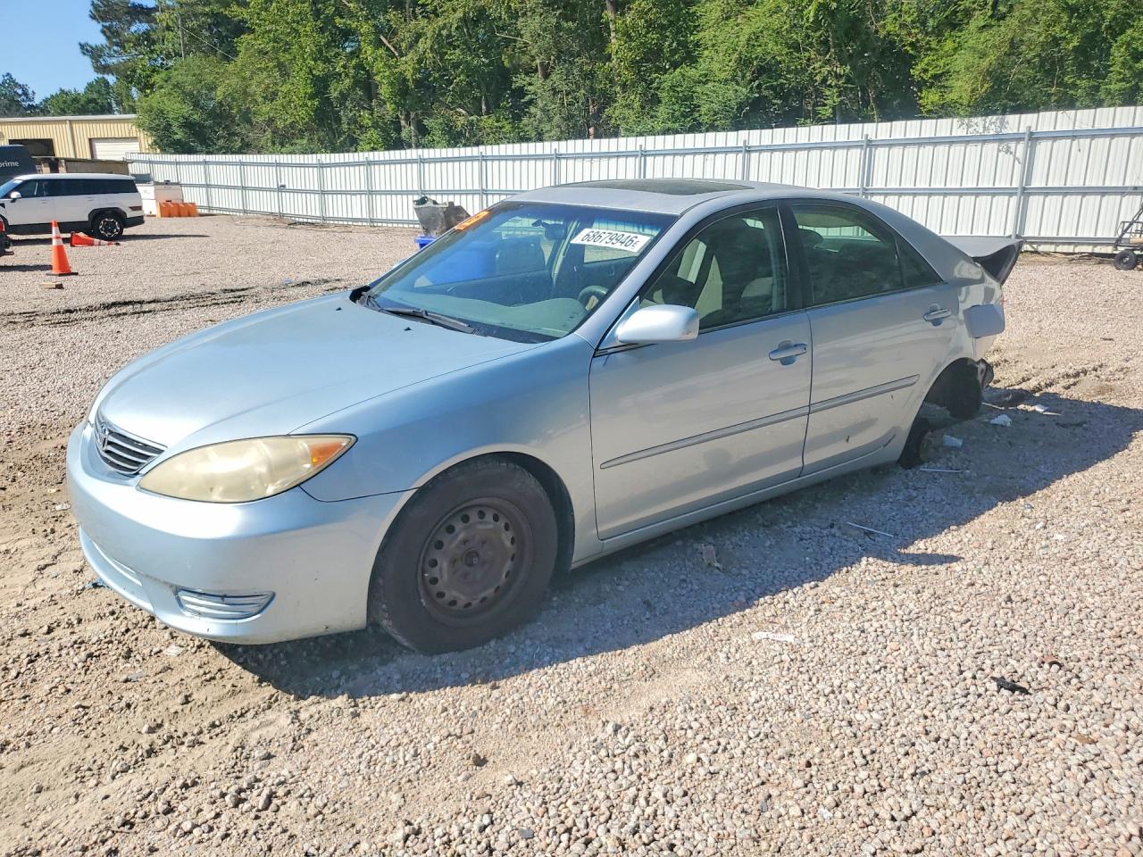 2005 TOYOTA CAMRY LE | JTDBE32K153033086 | UPCARS