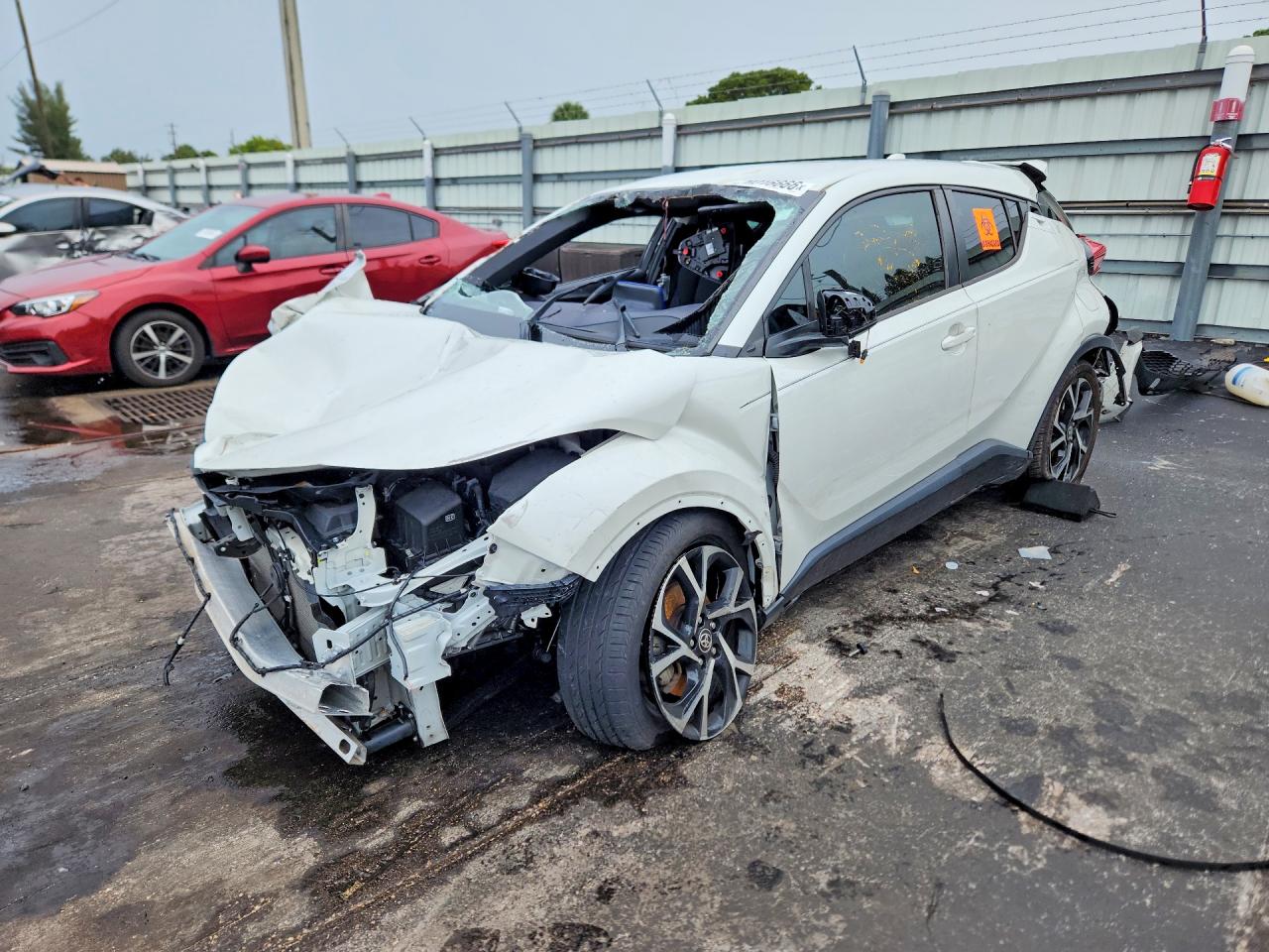 2020 TOYOTA C-HR XLE | NMTKHMBX5LR107077 | UPCARS