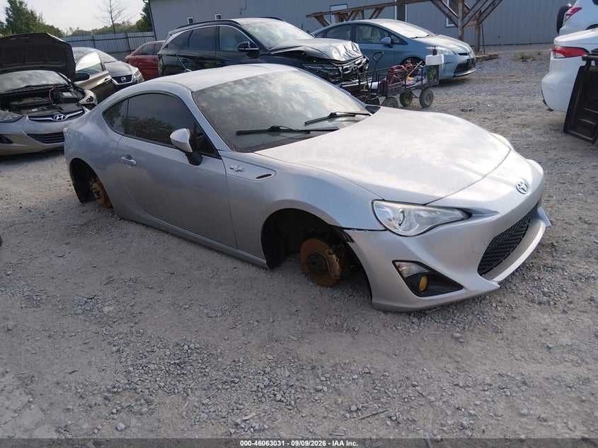 2013 SCION FR-S | JF1ZNAA14D1717478 | UPCARS