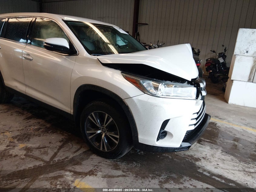 2019 TOYOTA HIGHLANDER LE | 5TDBZRFH7KS727152 | UPCARS