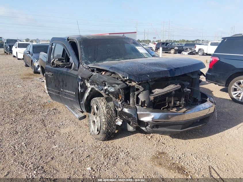 2008 CHEVROLET SILVERADO 1500 LT1 | 3GCEC13J18G256131 | UPCARS