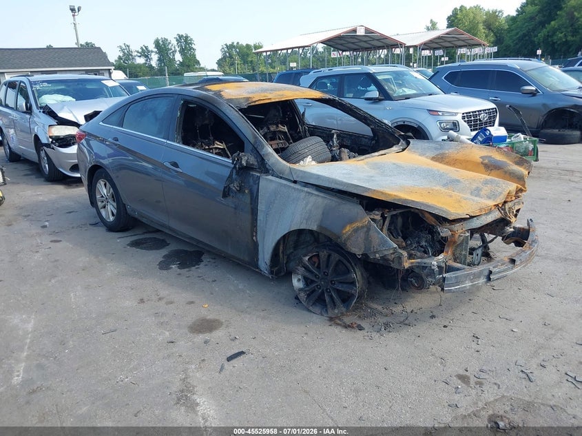 2013 HYUNDAI SONATA GLS | 5NPEB4AC5DH696430 | UPCARS