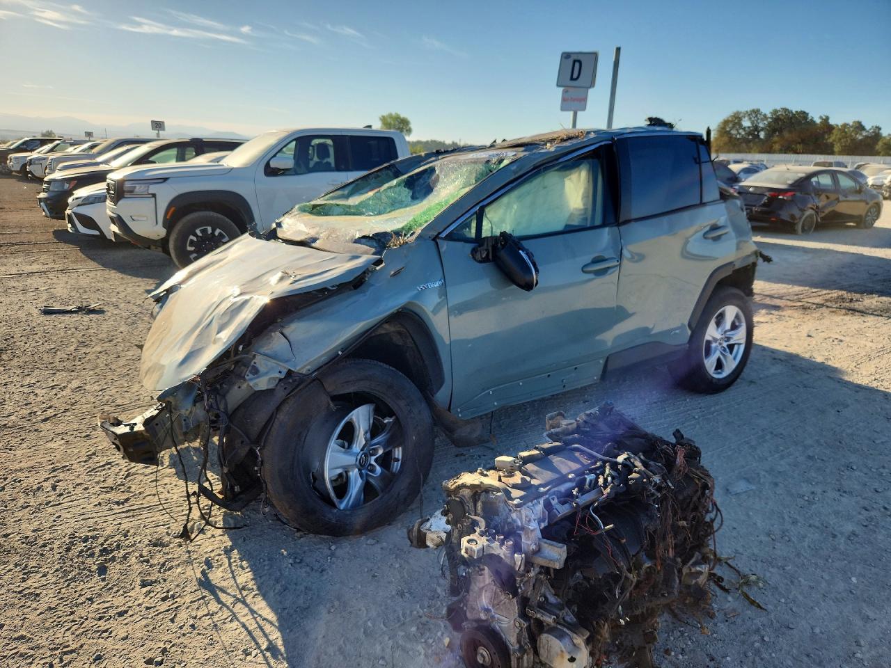 2019 TOYOTA RAV4 XLE | JTMRWRFV1KD015972 | UPCARS