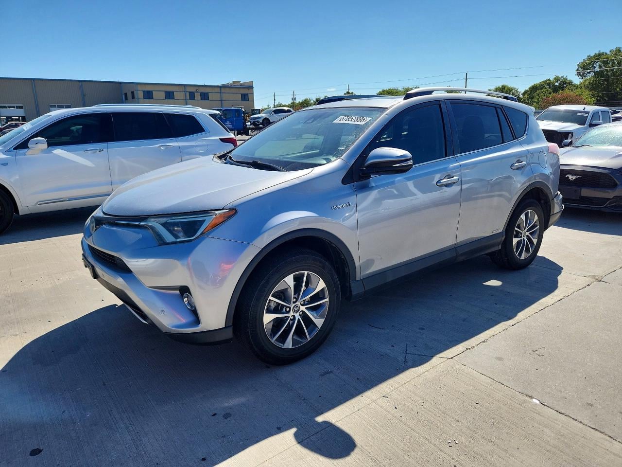 2017 TOYOTA RAV4 XLE | JTMRJREV3HD129030 | UPCARS