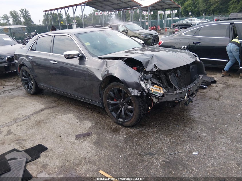 2019 CHRYSLER 300 LIMITED | 2C3CCAEG9KH536545 | UPCARS