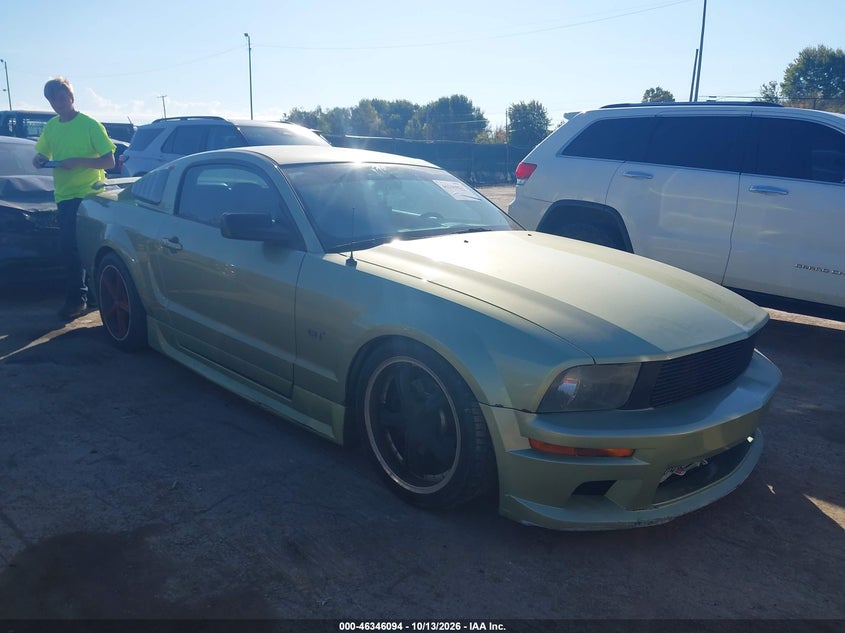 2005 FORD MUSTAN GT DELUXE/GT PREMIUM | 1ZVHT82HX55245813 | UPCARS