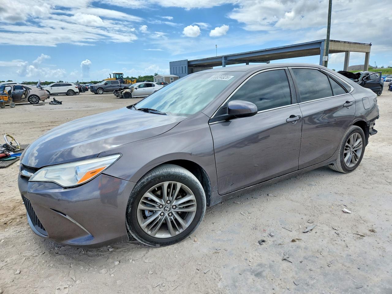 2017 TOYOTA CAMRY SE | 4T1BF1FK5HU693251 | UPCARS