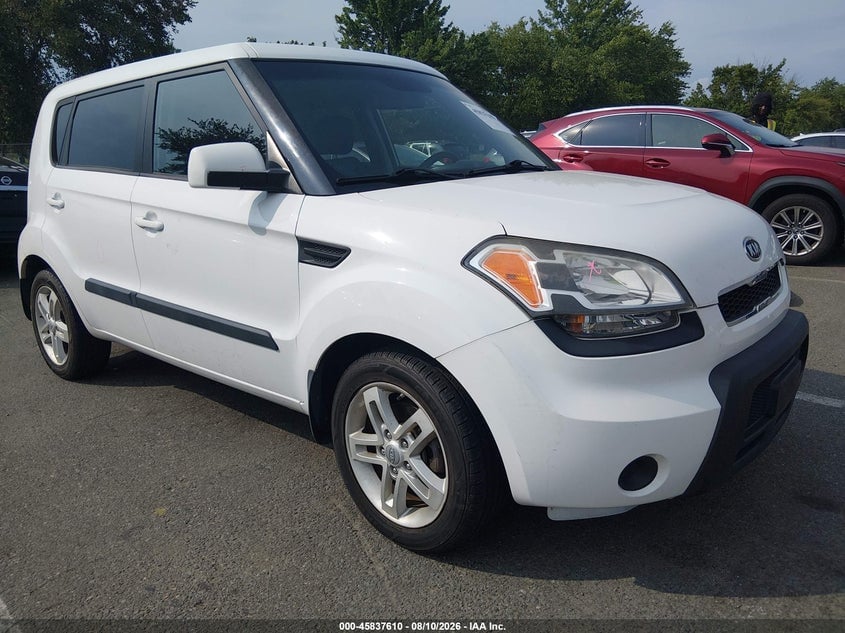 2011 KIA SOUL + | KNDJT2A22B7706985 | UPCARS
