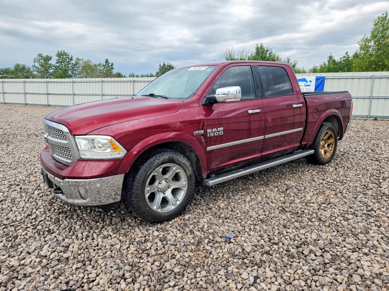 2017 RAM 1500 LARAMIE | 1C6RR7NT1HS626835 | UPCARS