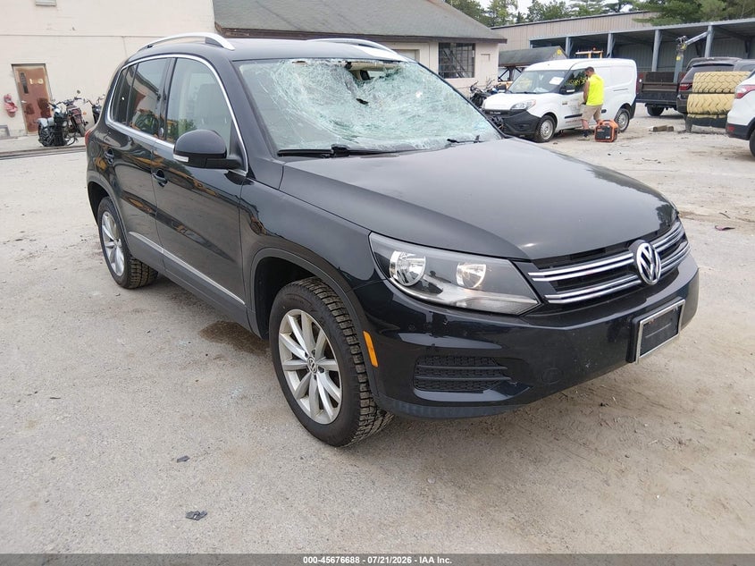 2017 VOLKSWAGEN TIGUAN 2.0T WOLFSBURG EDITION | WVGRV7AXXHK026775 | UPCARS