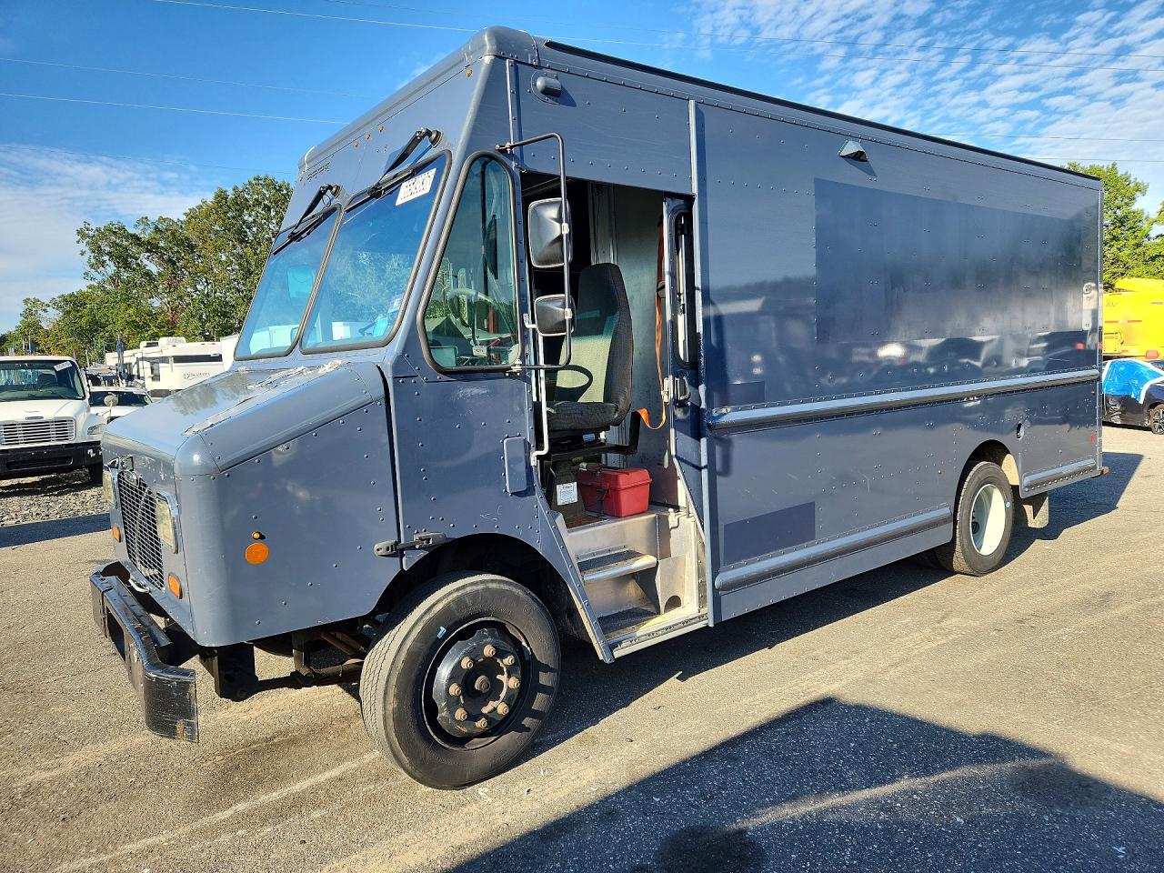 2020 FREIGHTLINER ALL OTHER MT45G CHASSIS DELIVERY TRUCK | 4UZAC2EA5LCMH8062 | UPCARS