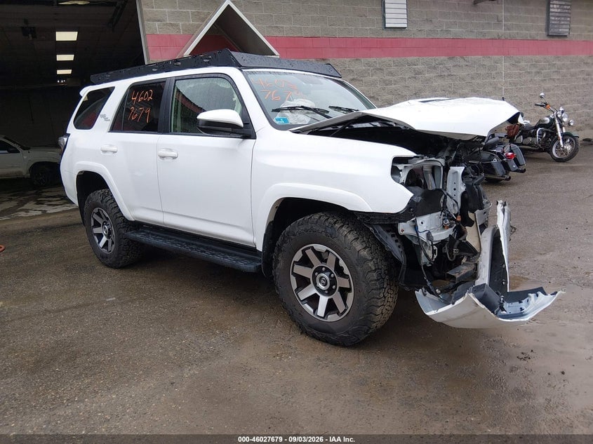 2018 TOYOTA 4RUNNER TRD OFF ROAD | JTEBU5JR3J5557301 | UPCARS